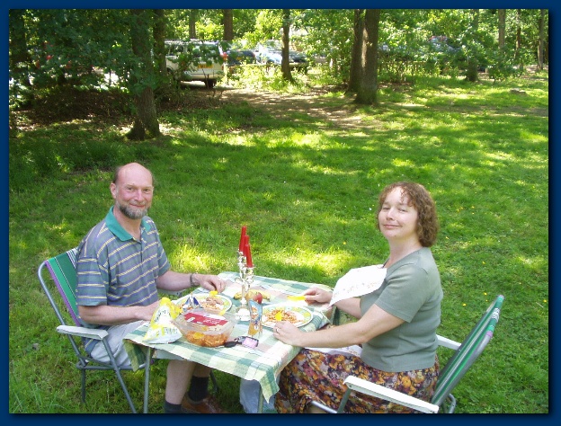 600x449 pixels (185K)